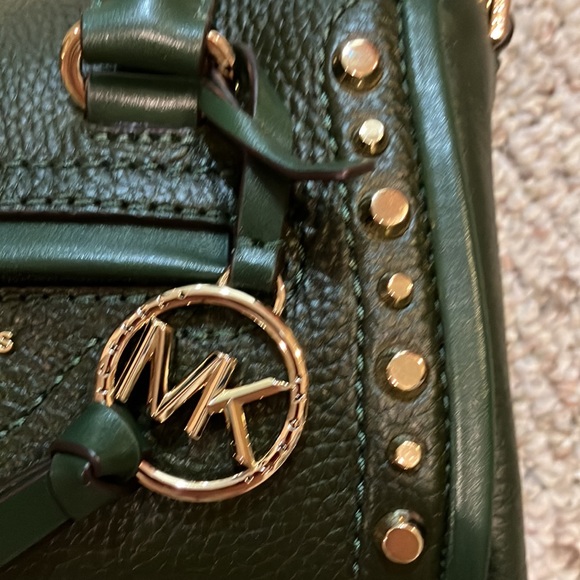 MICHAEL KORS Carine Extra-Small Studded Pebbled Leather Bag 32T0GCCC0L MOSS - Picture 5 of 11